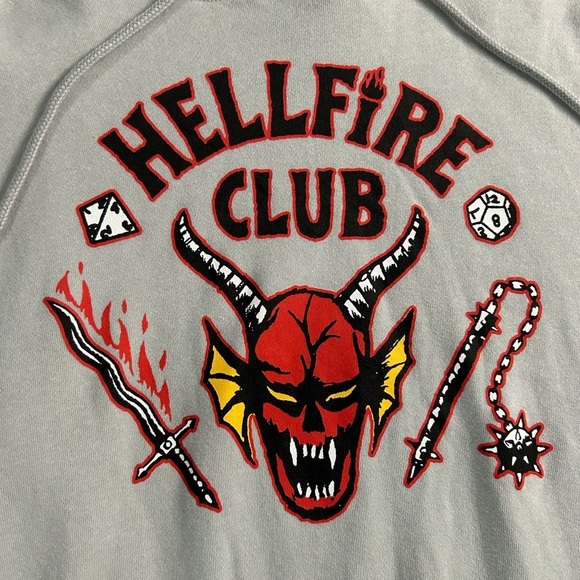 Netflix Stranger Things Hellfire Club Black Gray Ombré Pullover Hoodie Size XL - Picture 2 of 13